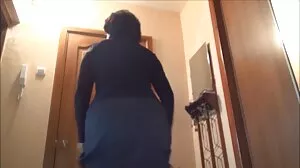 Το Russian College Gal βρίσκει τον BF Dick της μαμάς! ASAP Squirts