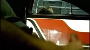 Οι Dykes λατρεύουν τα κοκτέιλ με χυμό μουνί
