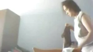 Η Ebony Sweetie παίρνει ως ανταμοιβή το Beaverbuster του Bald Bloke