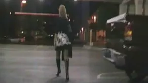 Η θετή κόρη του Rimmer Liv χρειάζεται μετρητά!
