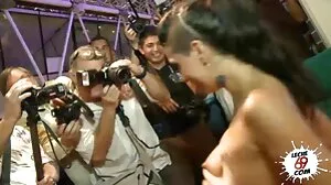 Η Mia Khalifa επέστρεψε και πιο καυτή από ποτέ