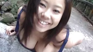Η Kelsi Monroe οδηγεί σαν καουμπόισσα