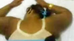 Η Beach Beauty κάνει βόλτες με τον Big Bob