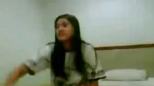 Η μπούστος ξανθιά καυτερή πιάνεται και θρυμματίζεται εντελώς