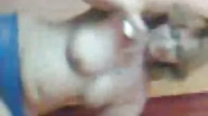 Το New Babe on the Block γλείφει και το 69s MILF μετά το τρέξιμο