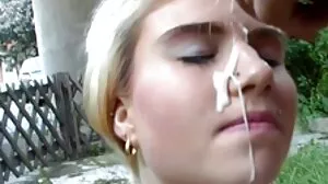 Το Asian Elf Doll γάμησε τον Hard μετά τα Χριστούγεννα